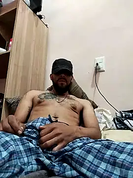 Snapshot of wolfsexmxn chatting on 09-21-25, 08:25 wolfsexmxn online show from 09-21-25, 08:25