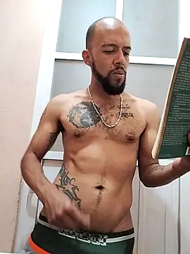 Snapshot of wolfsexmxn chatting on 09-12-25, 09:14 wolfsexmxn online show from 09-12-25, 09:14