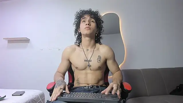 JackesTaylor online show from 04-11-26, 07:16