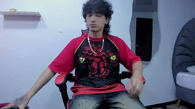 Snapshot of JackesTaylor chatting on 10-02-25, 04:27 JackesTaylor online show from 10-02-25, 04:27