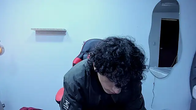 Snapshot of JackesTaylor chatting on 09-17-25, 04:36 JackesTaylor online show from 09-17-25, 04:36