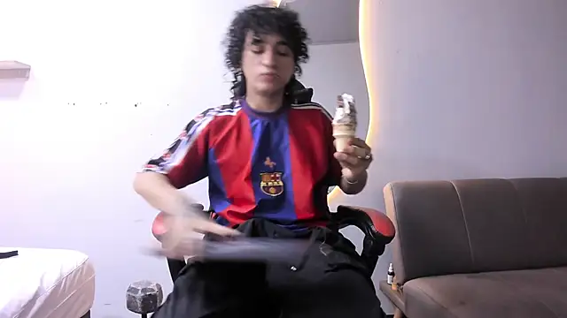 Snapshot of JackesTaylor chatting on 02-10-26, 06:23 JackesTaylor online show from 02-10-26, 06:23