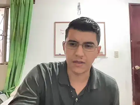 juicysmalls online show from 12-01-25, 05:36