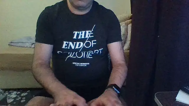 Snapshot of st206boy chatting on 07-14-26, 02:05 st206boy online show from 07-14-26, 02:05