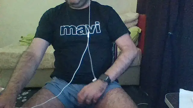 Snapshot of st206boy chatting on 07-11-26, 01:17 st206boy online show from 07-11-26, 01:17