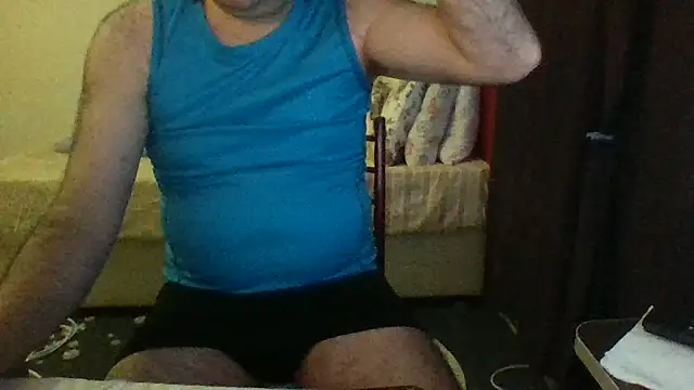 Snapshot of st206boy chatting on 07-05-26, 12:59 st206boy online show from 07-05-26, 12:59