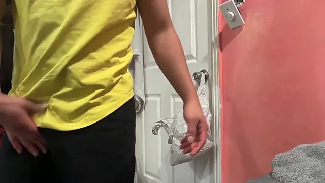 kSwisssxxx online show from 12-14-25, 05:18