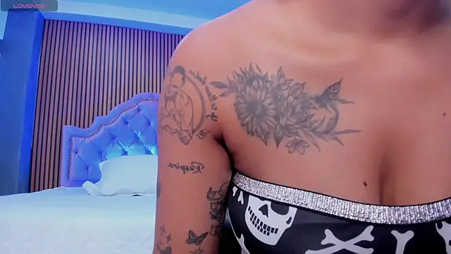 SelenaStonne online show from 10-30-25, 08:17