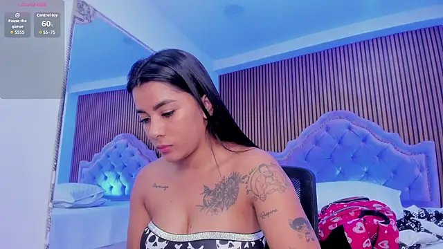 SelenaStonne online show from 11-25-25, 07:47