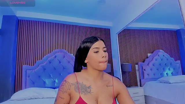 SelenaStonne online show from 10-04-25, 07:48