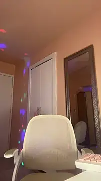 lost wood19 online show from 04-04-26, 05:14