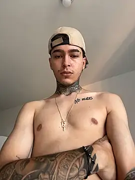 samm4044 online show from 04-17-26, 09:39