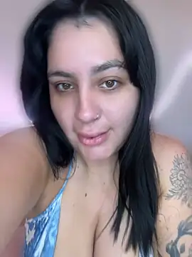 Snapshot of victoria_amatista_ chatting on 07-10-26, 04:07 victoria amatista online show from 07-10-26, 04:07