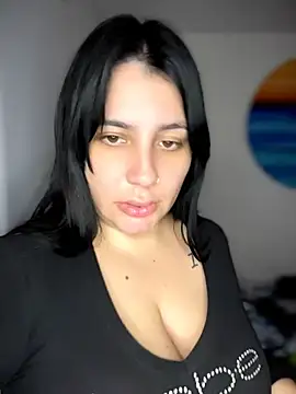 Snapshot of victoria_amatista_ chatting on 07-15-26, 07:21 victoria amatista online show from 07-15-26, 07:21