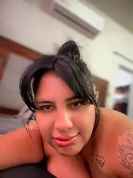 Snapshot of victoria_amatista_ chatting on 06-06-26, 06:57 victoria amatista online show from 06-06-26, 06:57