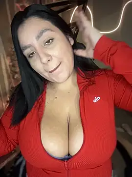 victoria amatista  online show from 01-06-26, 07:01