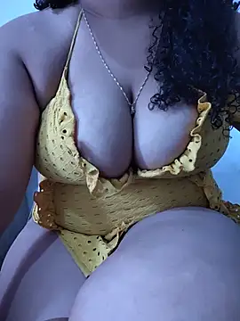 jadeamourim   online show from 05-23-26, 03:33