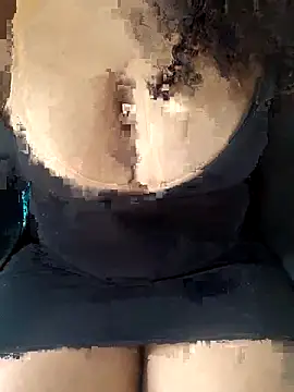 jadeamourim   online show from 11-23-25, 04:50