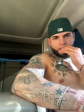 crazybarber69 online show from 11-28-25, 09:04