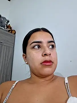 Snapshot of channell0 chatting on 09-16-25, 05:41 channell0 online show from 09-16-25, 05:41