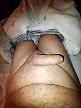 Snapshot of minnetird chatting on 10-21-25, 05:40 minnetird online show from 10-21-25, 05:40