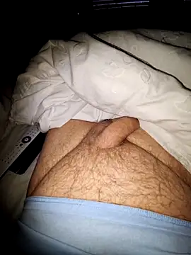 Snapshot of minnetird chatting on 10-11-25, 06:14 minnetird online show from 10-11-25, 06:14