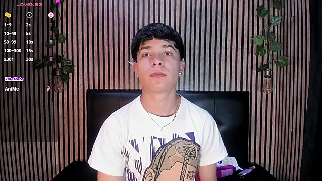 Snapshot of Felipe_boy1 chatting on 09-09-25, 03:49 Felipe boy1 online show from 09-09-25, 03:49