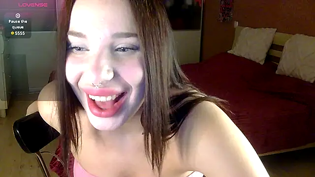 Cassie Pinkkk online show from 11-13-25, 05:17