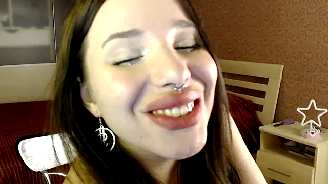 Cassie Pinkkk online show from 01-18-26, 07:50