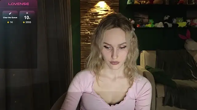 Belle Vill3575 online show from 12-05-25, 10:47