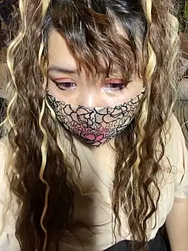 xoxLILxMELOxox online show from 10-10-25, 04:30