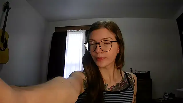 Snapshot of janey_66 chatting on 04-07-26, 01:57 janey 66 online show from 04-07-26, 01:57