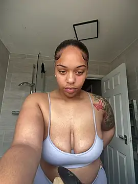 Regina69slut online show from 05-11-26, 02:29