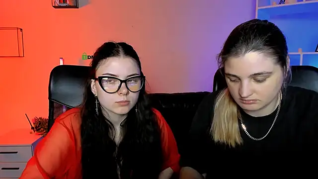 foxy tease  online show from 12-14-25, 08:14