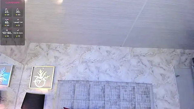 zoespencerr online show from 09-26-25, 07:32