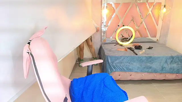 Soleil 66 online show from 09-28-25, 03:57