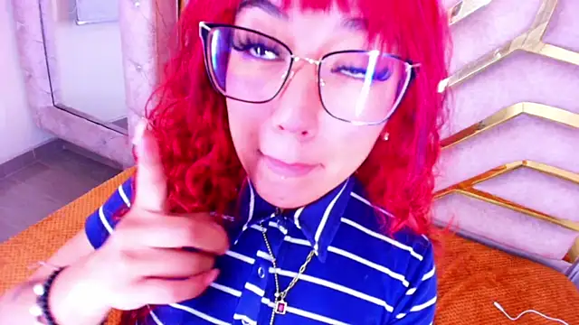 Snapshot of Soleil_66 chatting on 07-01-26, 04:35 Soleil 66 online show from 07-01-26, 04:35