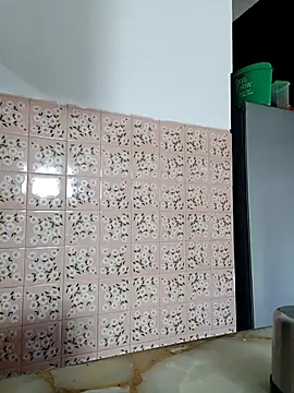 juanpa8453 online show from 10-07-25, 05:03