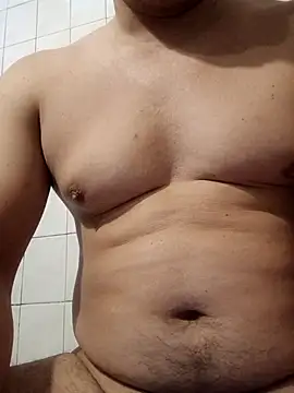 Snapshot of juanpa8453 chatting on 04-16-26, 03:35 juanpa8453 online show from 04-16-26, 03:35