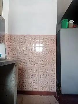 juanpa8453 online show from 09-30-25, 04:57