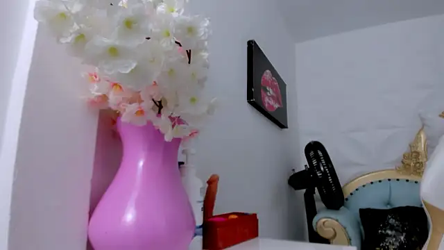 eimy skinny  online show from 01-17-26, 12:31