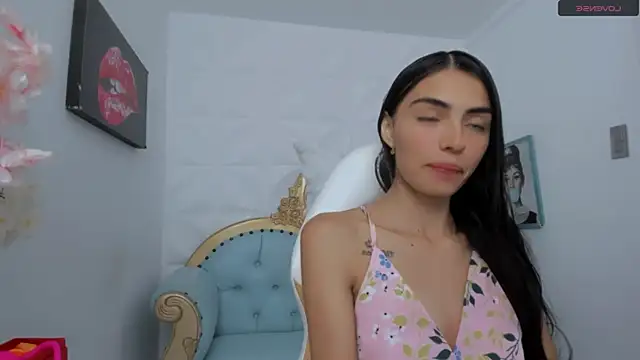 eimy skinny  online show from 10-31-25, 11:29