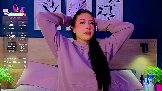 SarahMiler  online show from 01-16-26, 01:04