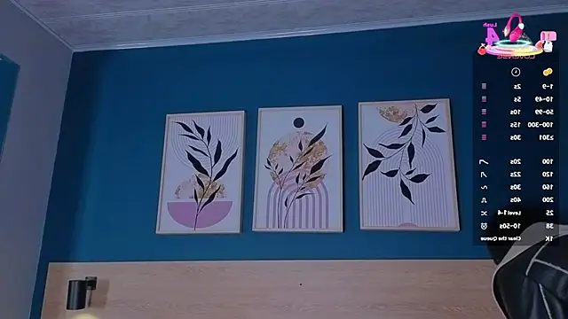 Snapshot of SarahMiler_ chatting on 10-17-25, 11:45 SarahMiler online show from 10-17-25, 11:45