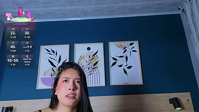 SarahMiler  online show from 11-18-25, 07:50