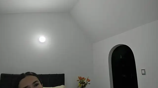 Taylormaxwell online show from 12-16-25, 06:01