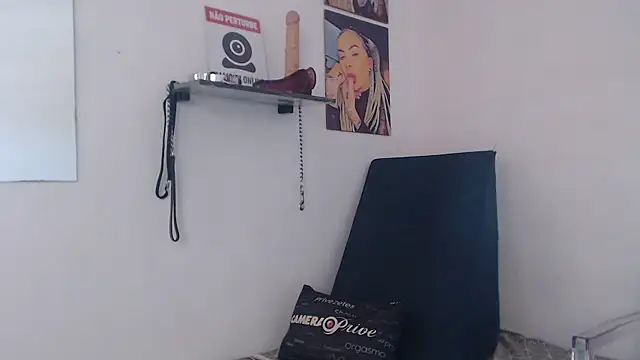 Snapshot of Sofia_May chatting on 09-22-25, 03:29 Sofia May online show from 09-22-25, 03:29