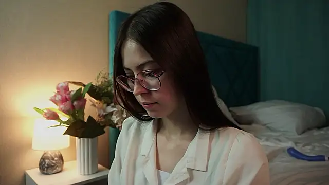 ywixos online show from 03-07-26, 03:06