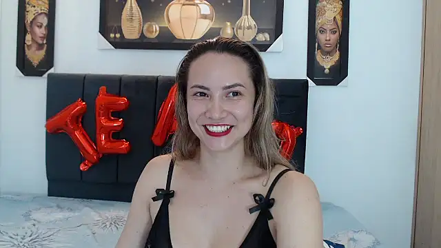 Snapshot of cieloDal chatting on 09-21-25, 05:12 cieloDal online show from 09-21-25, 05:12