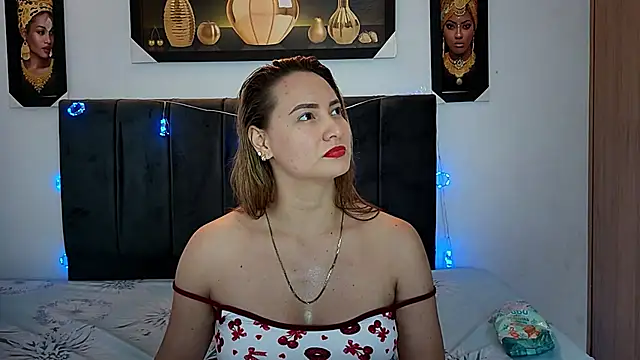 Snapshot of cieloDal chatting on 02-17-26, 05:16 cieloDal online show from 02-17-26, 05:16